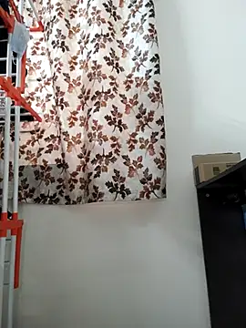 Snapshot of captain_juicyprecum chatting on 03-11-25, 03:26 captain juicyprecum online show from 03-11-25, 03:26