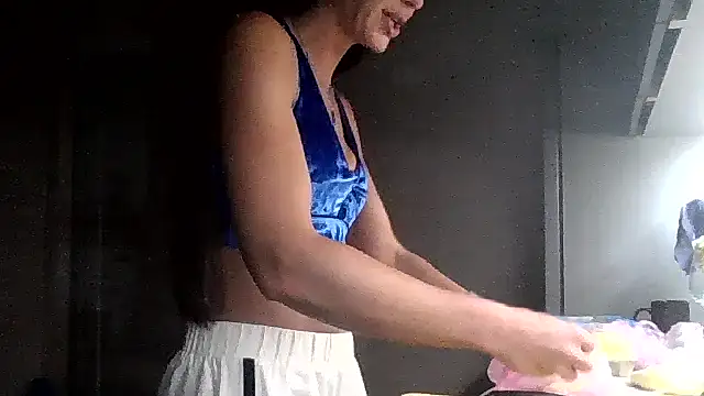 JulianaGold1 online show from 09-14-25, 07:46