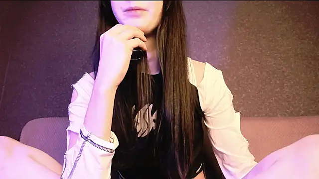 Snapshot of Alice__Aris chatting on 12-06-24, 07:34 Alice  Aris online show from 12-06-24, 07:34