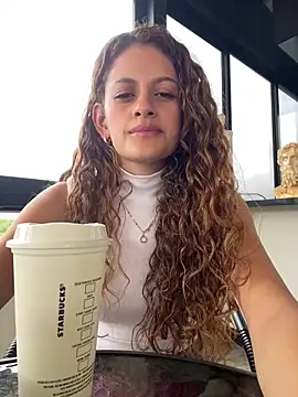 alana15 online show from 02-05-25, 08:04