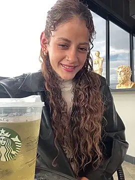 alana15 online show from 02-18-25, 09:20