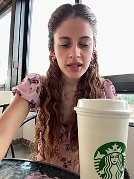 alana15 online show from 03-18-25, 09:43