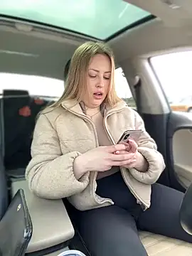 AlisaWhite online show from 02-28-25, 12:42