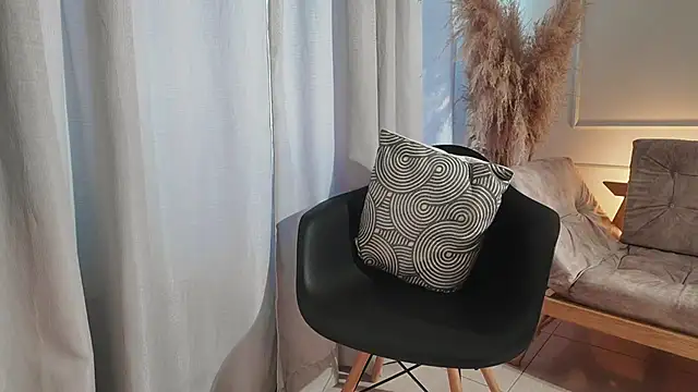 valcamtina online show from 10-29-25, 01:24