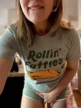 MaiseKnox online show from 04-03-26, 08:51