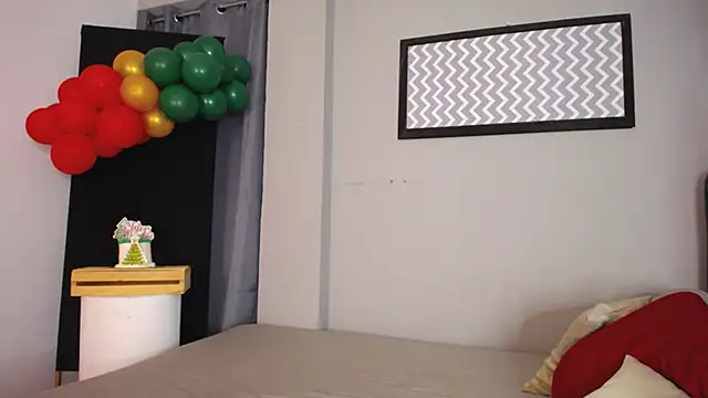 Snapshot of loveyouzahara2020 chatting on 12-19-25, 11:12 loveyouzahara2020 online show from 12-19-25, 11:12