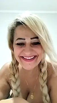 vivifernades online show from 02-19-25, 08:52