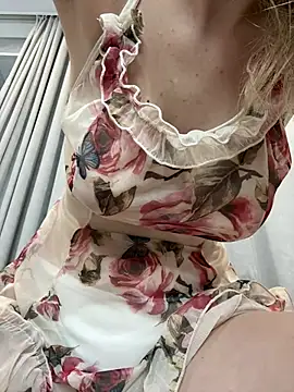 AnikaBest online show from 12-24-24, 02:32