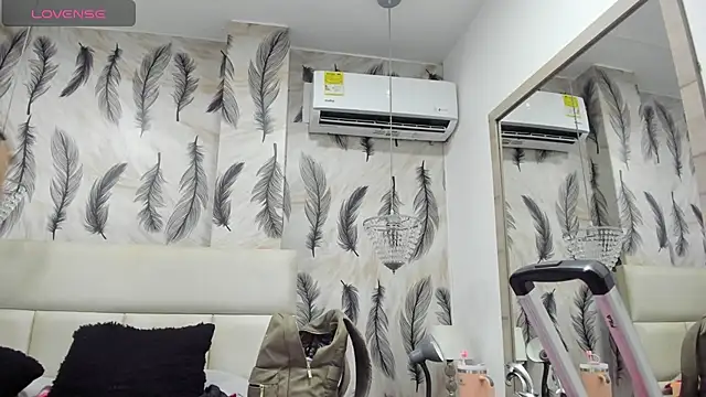 Vivi prinncess online show from 10-22-25, 02:12