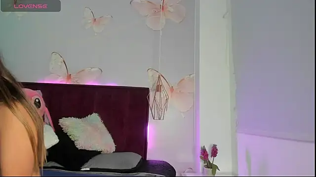 Vivi prinncess online show from 03-07-26, 12:29