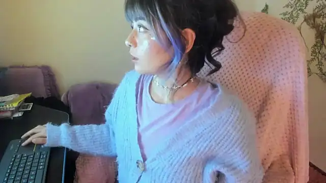 Snapshot of Sammysammy_ chatting on 10-10-25, 04:44 Sammysammy online show from 10-10-25, 04:44