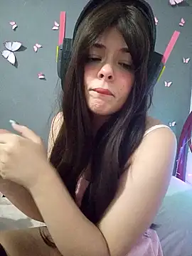 Snapshot of NinaSweet2 chatting on 01-11-25, 03:34 NinaSweet2 online show from 01-11-25, 03:34