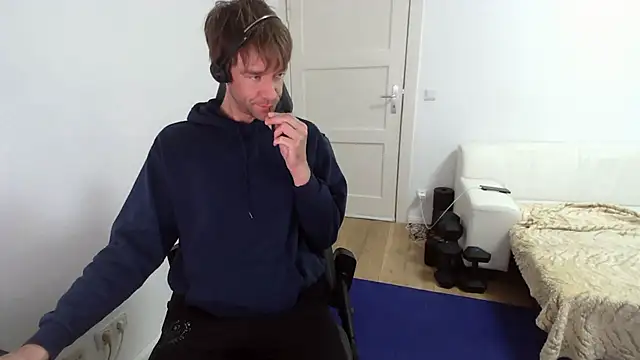 fit ass 2021 online show from 06-17-26, 01:01