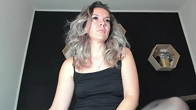 Alesys69 online show from 09-30-25, 09:53