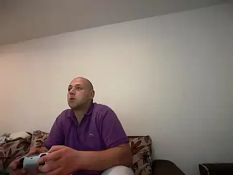 Snapshot of Flakka95 chatting on 04-07-26, 09:37 Flakka95 online show from 04-07-26, 09:37
