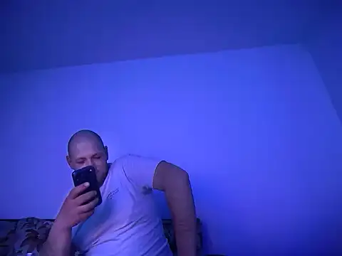 Snapshot of Flakka95 chatting on 04-09-26, 02:44 Flakka95 online show from 04-09-26, 02:44