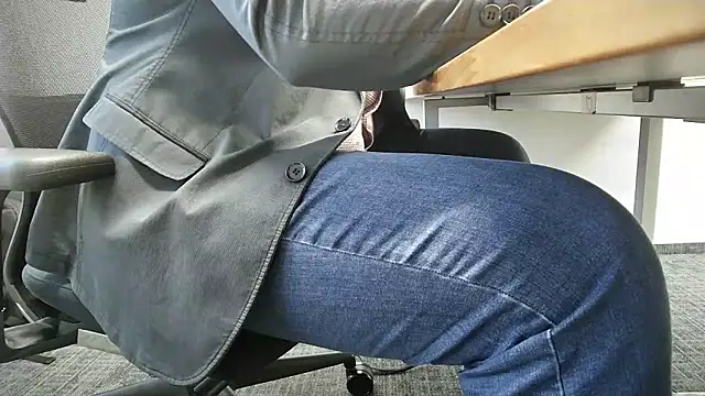 69bezfleku online show from 01-08-25, 07:34