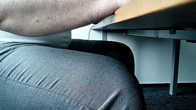 69bezfleku online show from 09-25-25, 10:08