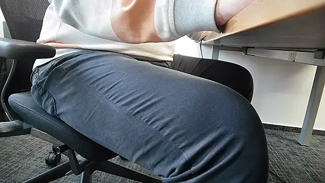 69bezfleku online show from 11-10-25, 07:18