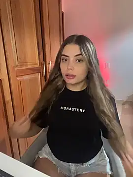 Miss valeriaa online show from 04-07-26, 03:01