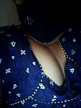 Snapshot of teddy-143 chatting on 04-20-26, 08:39 teddy-143 online show from 04-20-26, 08:39