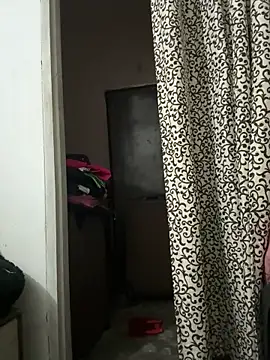 Snapshot of Rajbir0071 chatting on 11-12-25, 06:41 Rajbir0071 online show from 11-12-25, 06:41