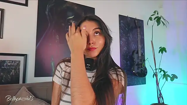 Bellapazzia online show from 04-13-26, 04:56