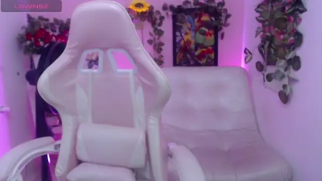 stepmother 105 online show from 12-16-25, 06:46