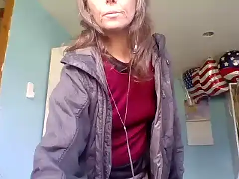 Snapshot of SexyRach75 chatting on 05-27-26, 02:58 SexyRach75 online show from 05-27-26, 02:58