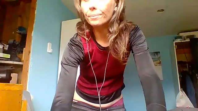 Snapshot of SexyRach75 chatting on 07-25-26, 02:36 SexyRach75 online show from 07-25-26, 02:36