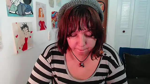 soynanabela28 online show from 12-23-25, 03:37