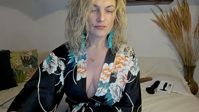 Jadore able online show from 03-06-26, 02:41