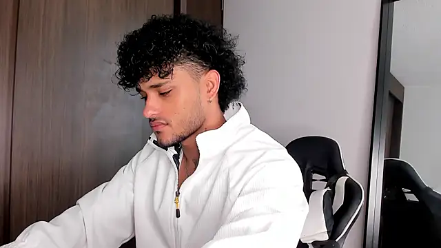 Alessandro Vanni online show from 01-06-25, 12:46