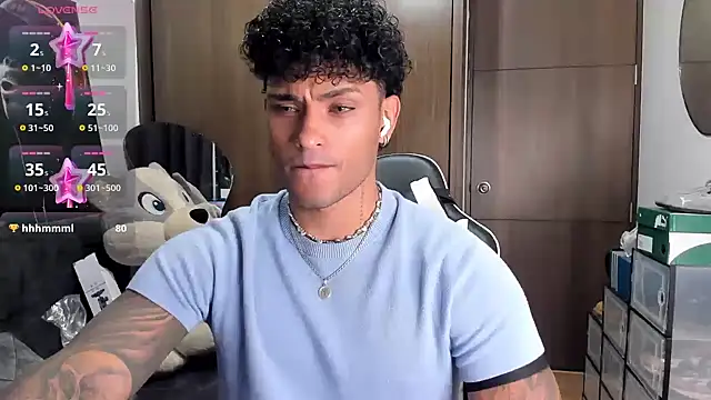 Alessandro Vanni online show from 10-27-25, 01:20