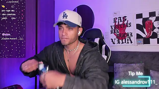 Snapshot of Alessandro_Vanni chatting on 03-23-26, 02:15 Alessandro Vanni online show from 03-23-26, 02:15