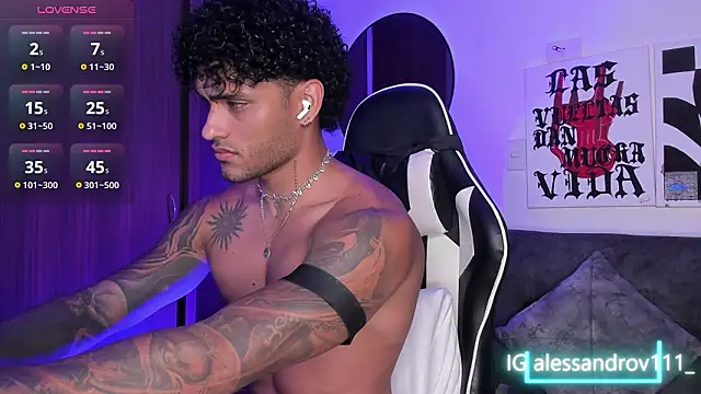 Snapshot of Alessandro_Vanni chatting on 03-25-26, 02:06 Alessandro Vanni online show from 03-25-26, 02:06