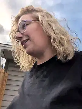 Canadian BBW online show from 03-19-26, 07:18