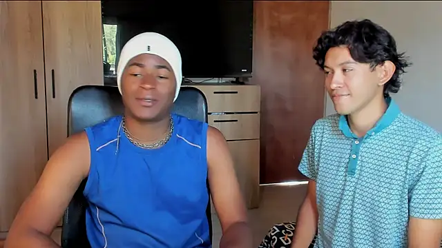 CrissBrownxxx online show from 05-15-26, 09:00