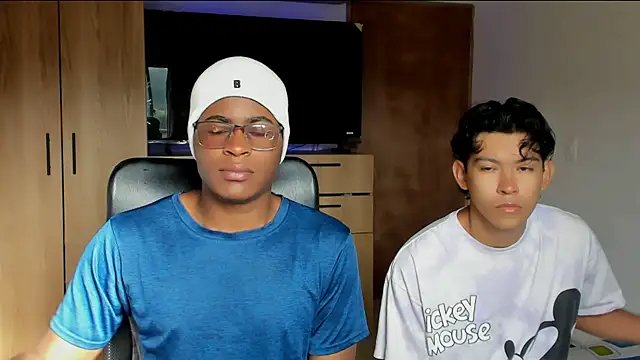 CrissBrownxxx online show from 05-16-26, 12:37