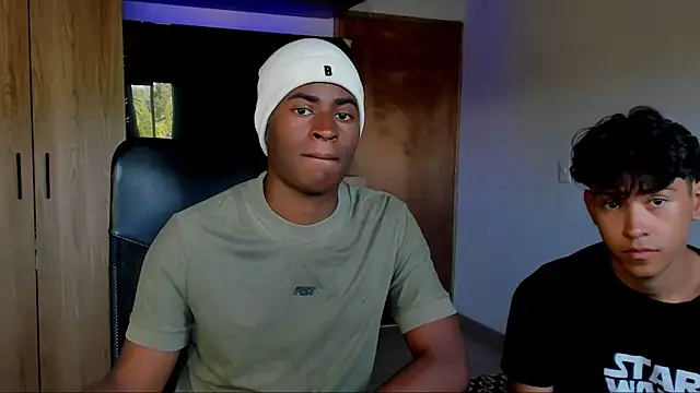 CrissBrownxxx online show from 07-01-26, 07:46