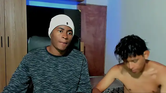 CrissBrownxxx online show from 07-14-26, 12:24