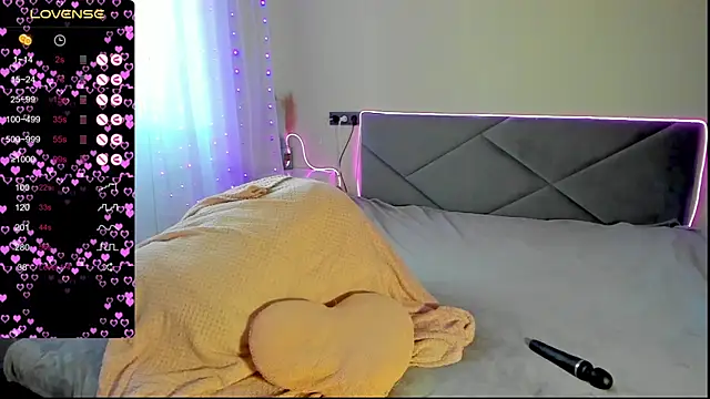 viki love77 online show from 10-22-25, 04:13