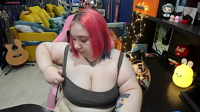 Softie Sofy online show from 02-07-25, 02:40