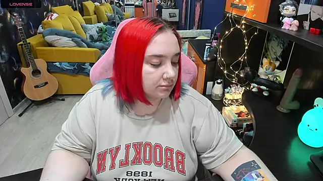 Softie Sofy online show from 03-04-25, 02:49