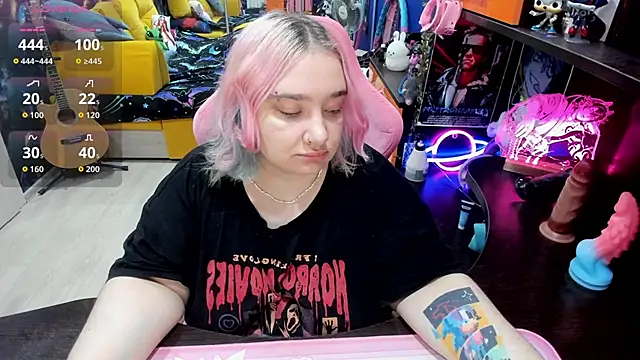 Softie Sofy online show from 09-24-25, 03:32