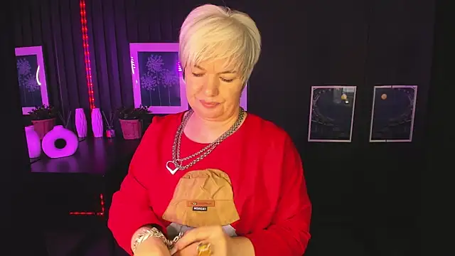 CarmenSoft online show from 02-15-25, 08:43