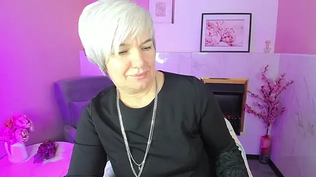 CarmenSoft online show from 10-18-25, 08:53