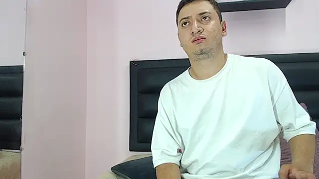 ares sexxx online show from 02-03-25, 02:03