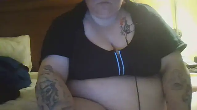 Ladyofmystery online show from 12-25-24, 05:16