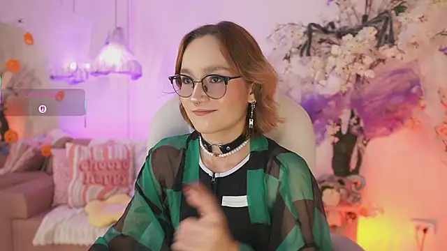 DalahiaRush online show from 10-29-25, 07:04